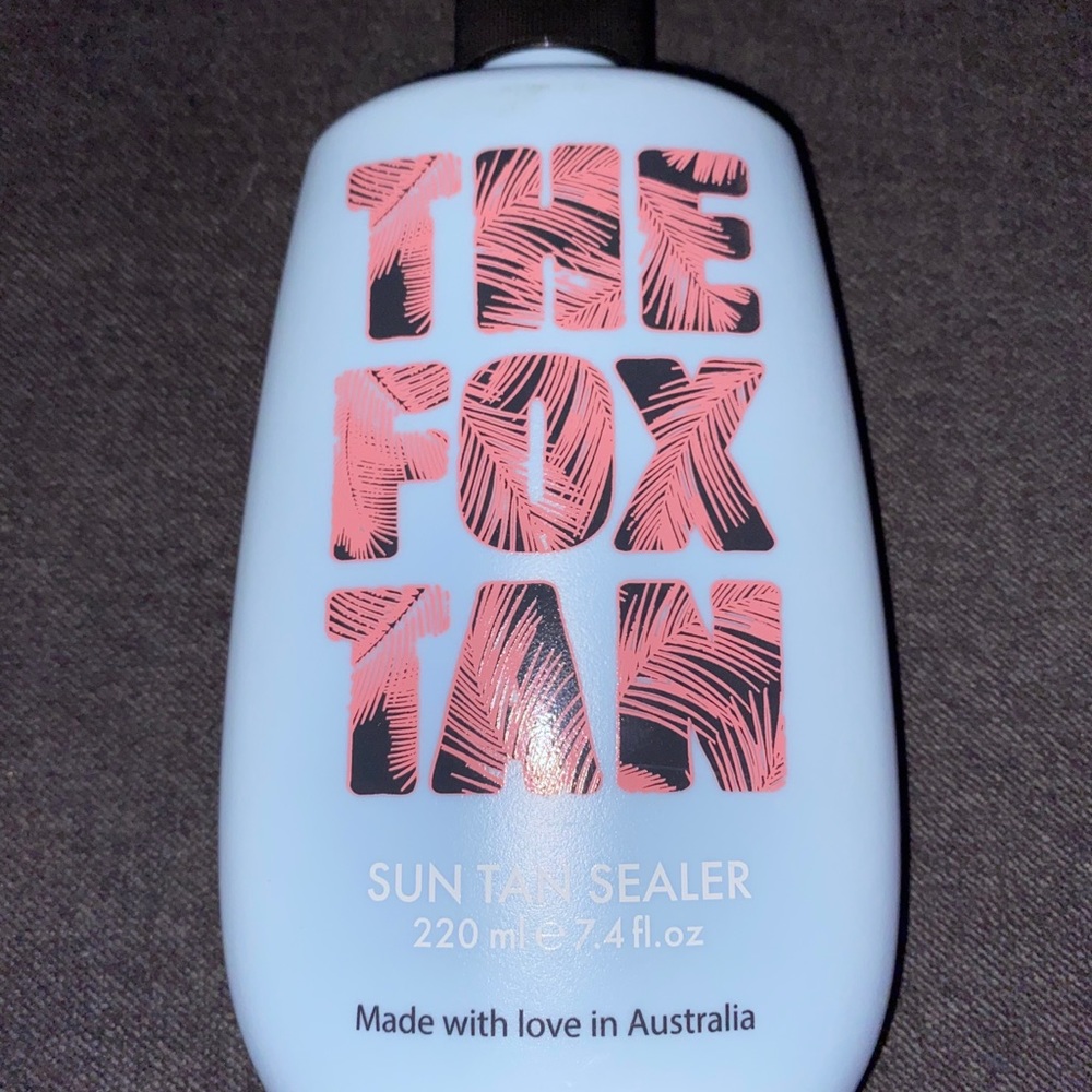 The Fox Tan suntan sealer